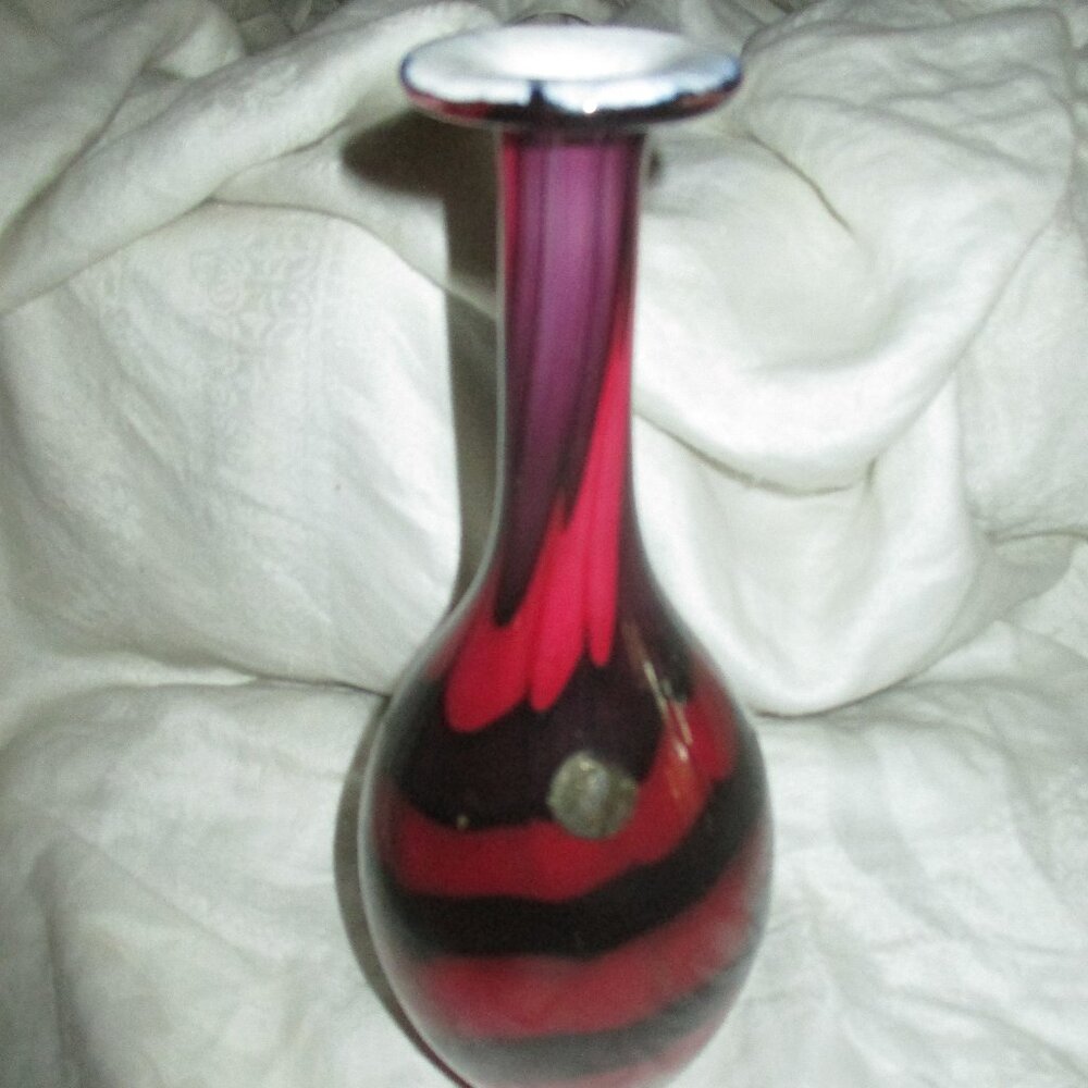 Mtarfa Malta Glass Vase Signed 9.5 Inches Red and Purple
